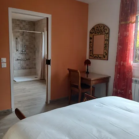 Les Trois Salazes Bed & Breakfast