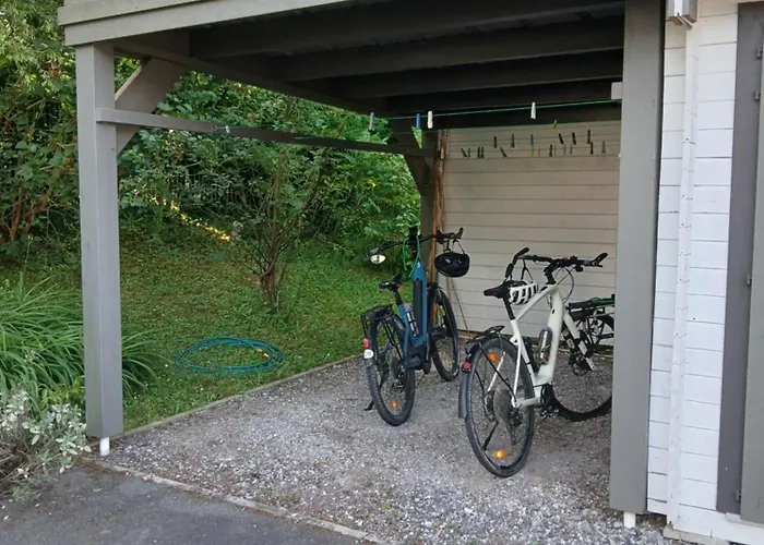 Les Trois Salazes Bed & Breakfast